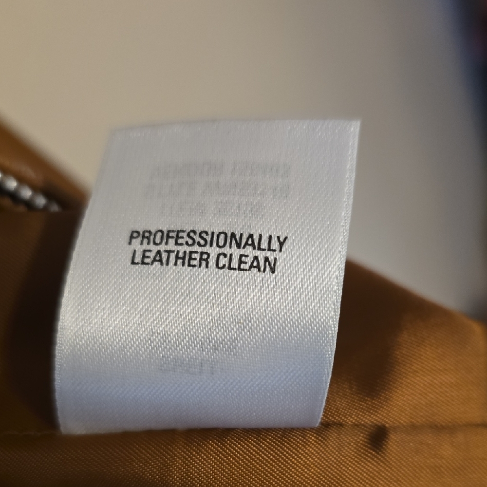 Nordstrom genuine lambskin leather zip vest  brown tan. - Picture 5 of 5